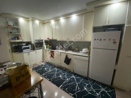 Ender Uysal Gayrimenkulden Çınara Yakın Mesafede 3+1 196 M2 Geniş Masrafsız Arakat Daire.