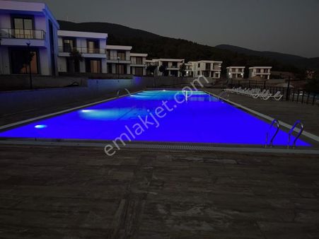 Akbuk Te Muhteşem Villa 3+1 Ayrı Mutfak