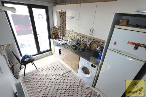 Çınarlı'da Ara Kat 2+1 Satılık Daire