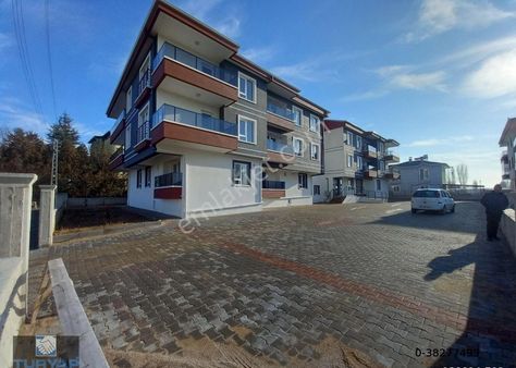 Keçiören Turyaptan Çubukta Esanbağ Mah. Havalanı Cephe 1+1