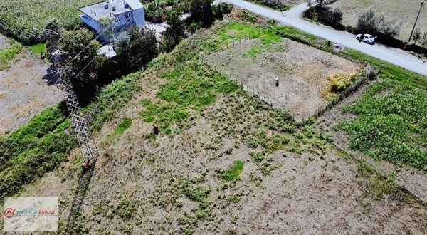 Yağmur Emlaktan Aşağıçinik'te Satılık Yatırımlık 1163 M² Arsa