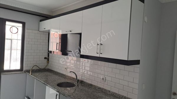 Başakşehir Altınşehirde Satılık Fırsat Tapulu 3+1 Daire