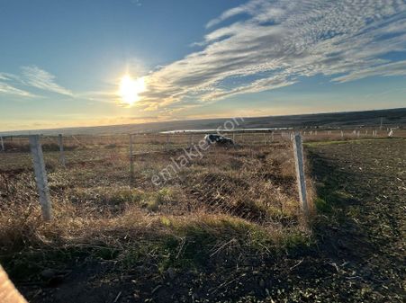 Silivri De Muhteşem Göl Manzaralı İmarlı İfrazlı Net 265 M² Arsa