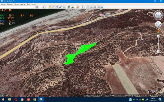 Burdur Gölüne Ve Burdur Fethiye Asfaltına Adım Mesafede Süper Tarla