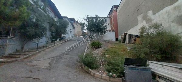 İzmir Enes Emlaktan Bozyakada 130m2 Arsa Www.izmirenesemlak.com.tr