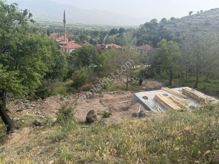 Küçükyıldız Köyü İçinde 128m2 Hobi Satılık Hobi Bahçesi