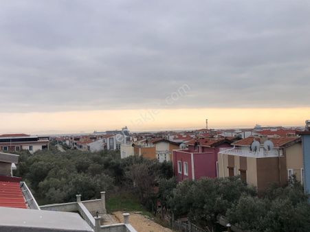 Şarköy De Işık Emlaktan Cumhuriyet Mah De 4+1140 M2 Daire Üstü Dubleks