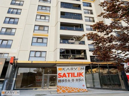 Beylikdüzü Adnan Kahveci'de Hareketli Caddeüstü Ticari Dükkan..