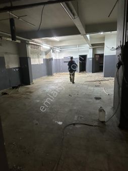 Ümraniye K.karabekirde 250m Kiralık Düşeş Kazaandıracak Dükkan No:115