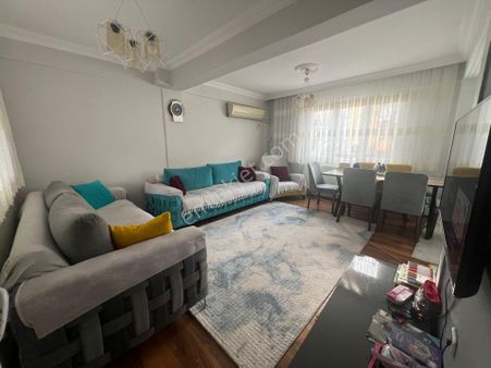 Acill Buca Evka-1 Yedigöller Yakını Murathan Mah.de 4+1 D.gazlı Bahçeli Satılık Müstakil Dublex Ev