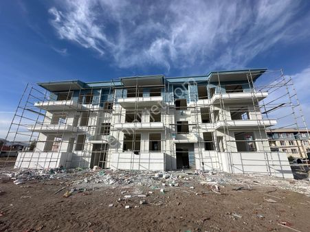 Afyon Üçok Emlaktan Mareşal Mah Satılık Lüks 3+1 Sıfır Lüx Daireler