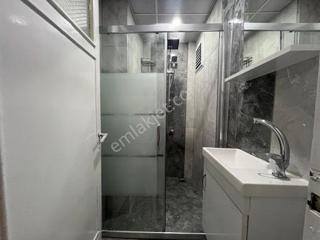 Yunuskent Sevinç Sokakta Ara Kat Yeni Restore 2+1 Fırsat Dairemiz Satılık