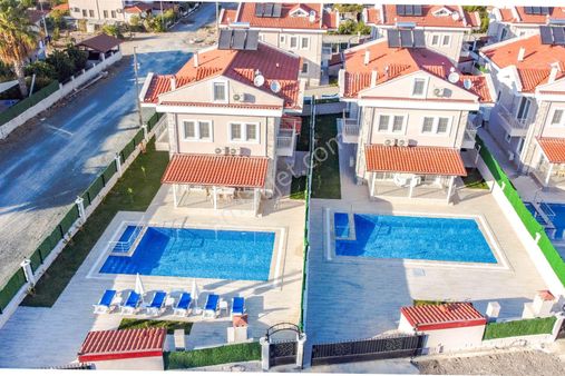 Muğla'da Tatildeyiz Güvencesiyle Muğla Dalyanda 5+1 Kiralık Villa