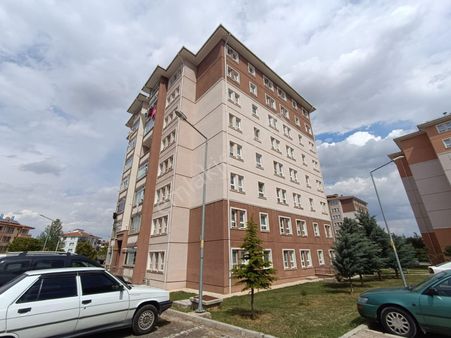 Emlak Merasın'dan Yeni Toki'de Satılık 3+1 Daire (borcu Yoktur)