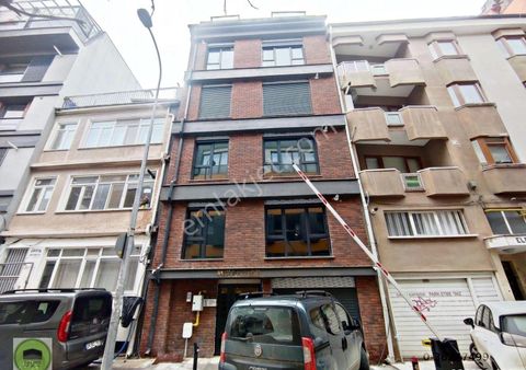 Buewo'dan / Adalar'da / 2+1 / 72 M²/ Arakat Asansörlü Garajlı