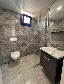 Metropol Gayrimenkulden Diş Hastanesinin Yanında Sıfır 1+1 Daire