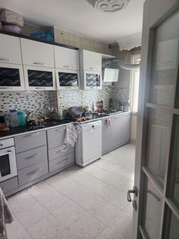 Bahçelievler Merkezde 3+1 Ferah Geniş Satılık Daire.