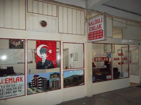 Salihli Mithat Paşa Mahallesinde Satılık Arsa