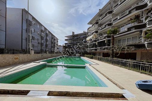 Köşem Emlaktan Satılık Yüzme Havuzlu Daire