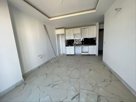 Alanya Mahmutlar Mahallesinde Kiralık 1+1 Daire
