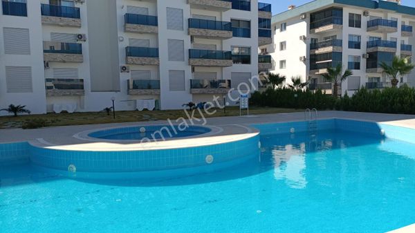 Kuşadası Garaj Arkasın'da 3+1 Ultra Satılık Daire