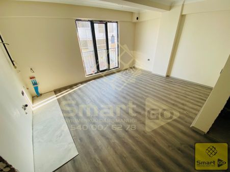 Yeni Mahalle'de 1+1 Satılık Daire