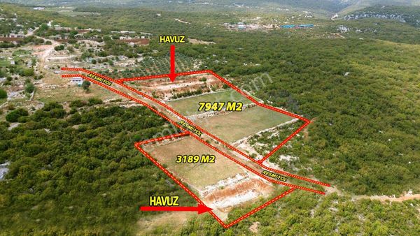 Erdemli Veyselli'de Satılık İmarlı Düz Tarla: 2 Tapu, 2 Havuz, Toplam 11.137 M²!