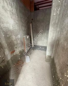 Bandırma Yeni Mahallede Sıfır 1+1 Ayrı Mutfaklı Satılık Daire