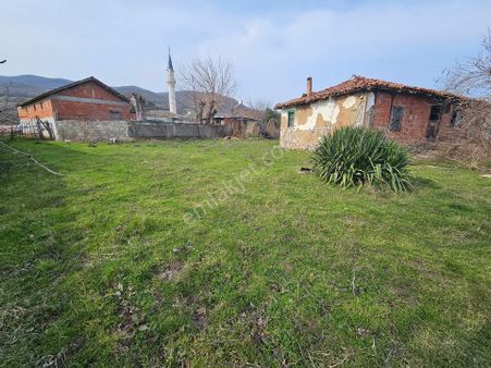 Balıkesir Manyas Dura Köyünde Satılık 1.175m² Müstakil Köy Evi