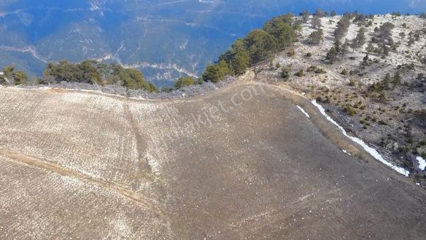 Erdemli Çerçili Süpürgelik Mevki Uygun Fiyata 6 Dönüm Satılık Düz Yatırıma Uygun Tarla