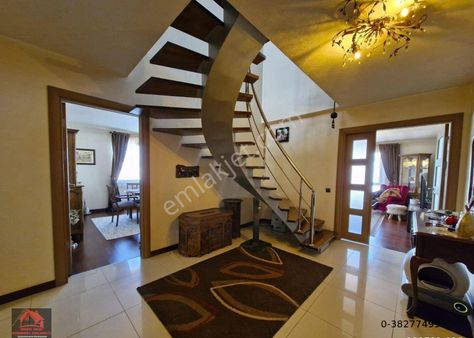 Birlik Mahallesi Şemsettingünaltay Cadde Üzeri Özün Birlik Sitesinde Emsalsiz M2 6+1 Satılık Dubleks