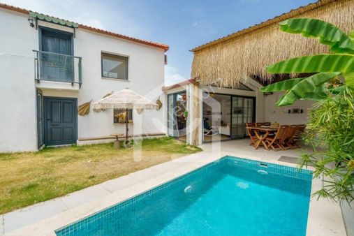 Özlediğiniz Köy Hayatını Konforla Yaşayın// Lüks Taş Villa