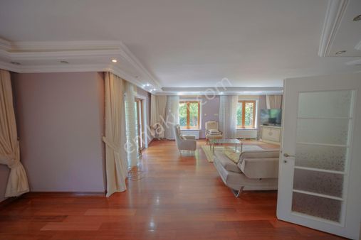 Sinanoba Da Müstakil Manzaralı Satılık Villa.