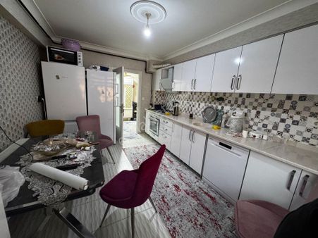 Mamak-ekin Mahallesinde Cadde Yakını Asansörlü Yapılı 4+1 Satılık Dubleks !!