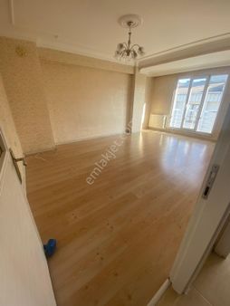 Doğan Araslının Dibinde Satılık 100m² Satılık Ara Kat Daire