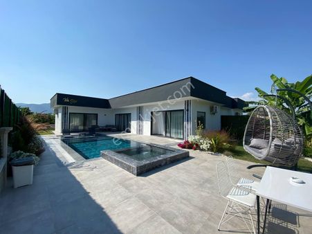 Muğla'da Tatildeyiz Güvencesiyle Muğla Ortaca'da 2+1 Kiralık Villa