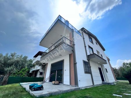 ☑️☑️ Pars'tan Güre'de Ultralüks Denize 200 Metre 3+1 Satılık Villa️