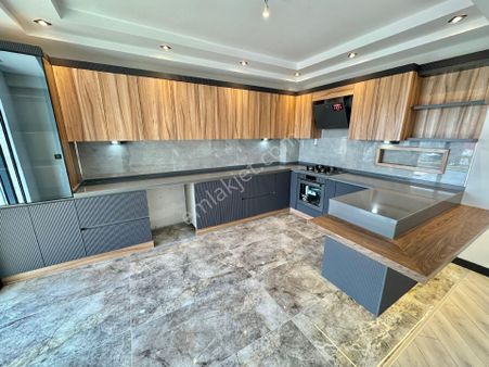 Evim-nur'dan Kışla Mh. Havuzlu Sitede Ultra Lüks Daireler..