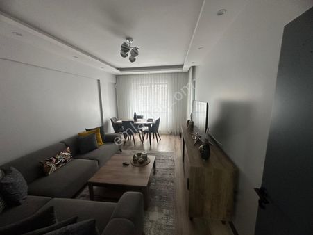 Özer Emlakdan Satılık 2+1 Cadde Ustu Daire