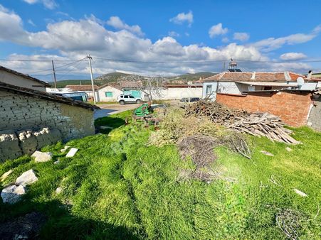 Manisa Çakmaklı Da 202 M2 Arsa , % 40 İnşaat İzni Var