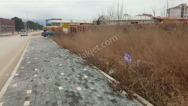 Tokat Erbaa Devlet Hastanesi Yolunda 294 M2 3 Kat İmarlı Arsa