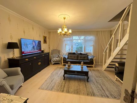 Büyükçekmece Fatih Mah İçi Yapılı Lüks Merkezi Manzaralı 3+1 Dubleks