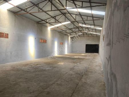 Hataş Gayrimenkul'den 2400m2 Arsası 400m2 Kapalı Alan