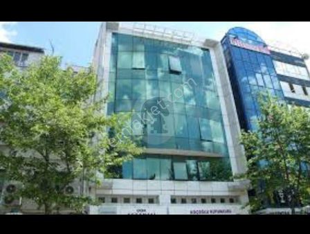 Şehir Merkezinin En Prestijli İş Merkezinde Satılık Ofis P.n.5978 M
