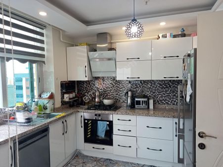 Çukurova 3+1 Site İçerisin De Havuzlu Çb G.odalı Doğalgaz Exstralı Satılık3500000tl..