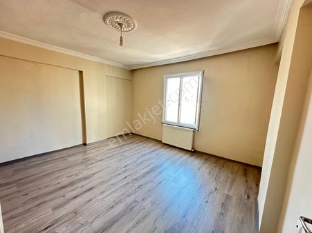 Sefaköy İnönü Mah Satılık Ara Kat Daire Merkezi Konum Okul Ulaşım Yakın 2+1 Daire