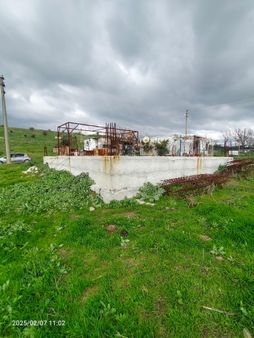 Saadet Korkmaz Emlak'tan Çandarlı'da Temeli Atılmış Satılık 304 M2 Arsa