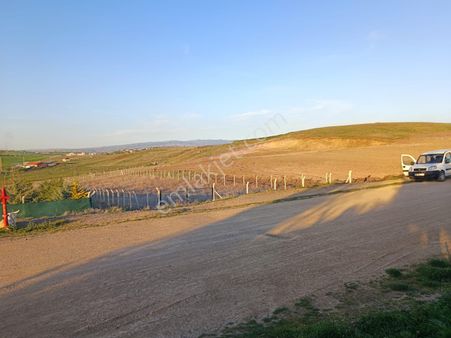 Çözüm Emlak'tan Nenekte Karapürçeğe 3 Dk Mesafede Koyuncuların Arkasında İmar Sınırı Kupon 100m2