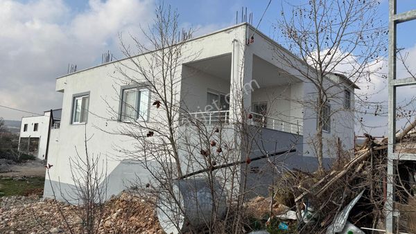 Mersin Erdemli'de Satılık Sıfır Yayla Evi Ve Arsası