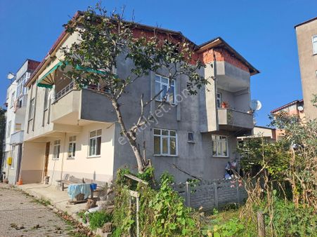 Alibey'den Terme Merkezde Satılık 3 Katlı Binan